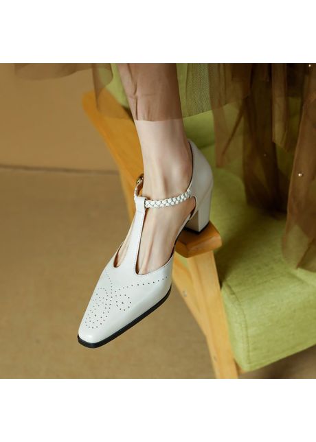 Chiko carmiya pointy toe block heels t strap shoes