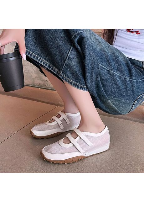 Chiko casta eda round toe flatforms fashion sneakers