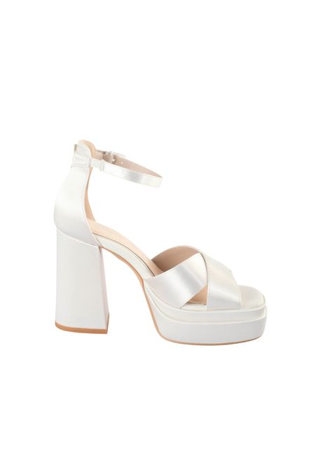 Heels buffalo bonny cross