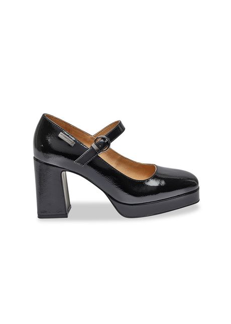 Heels les tropeziennes par m belarbi demmy