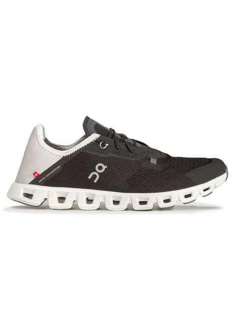 On cloud 5 coast textile synthetic men s low top black shadow sneakers